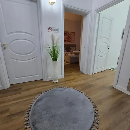 Ideal Lägenhet Shkodër