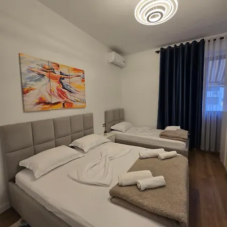 Ideal Apartment *