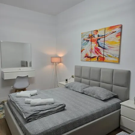 Ideal Apartament